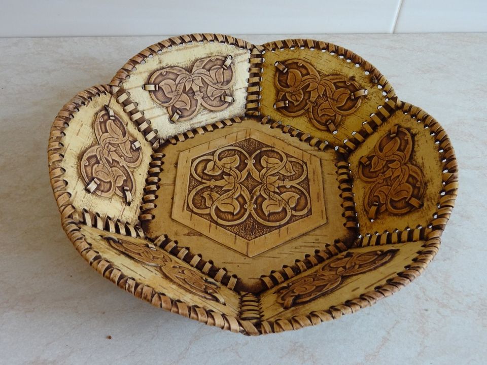 Plate from birch bark "Pattern"