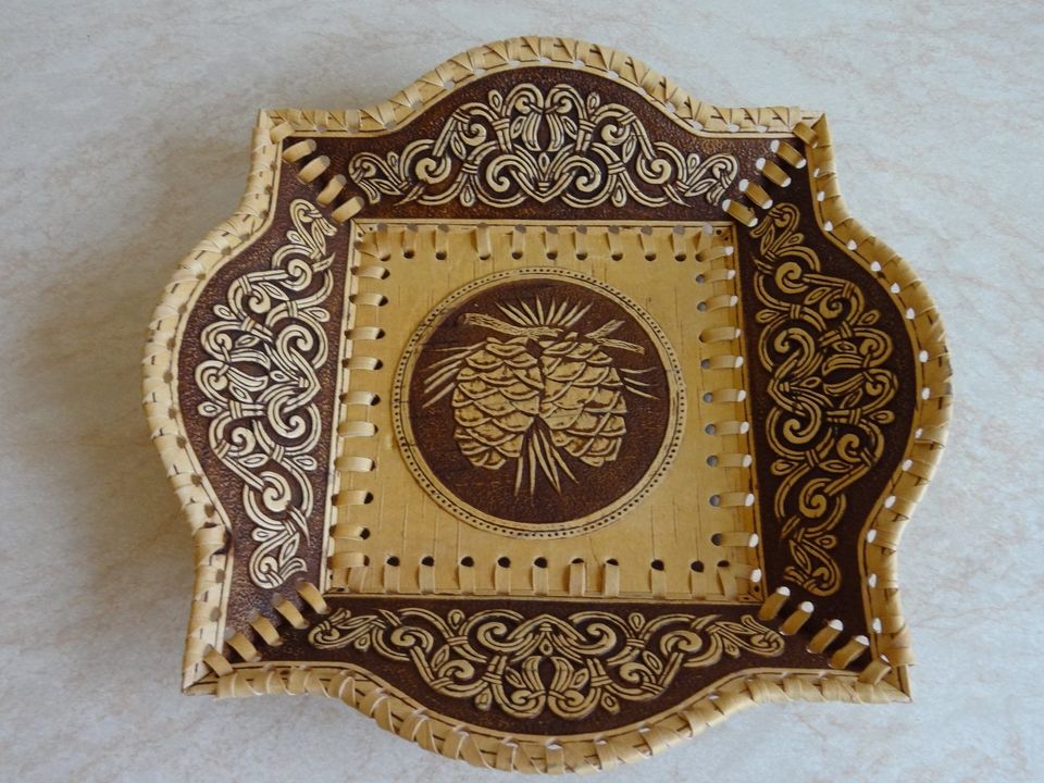 Assorted birch bark square plate