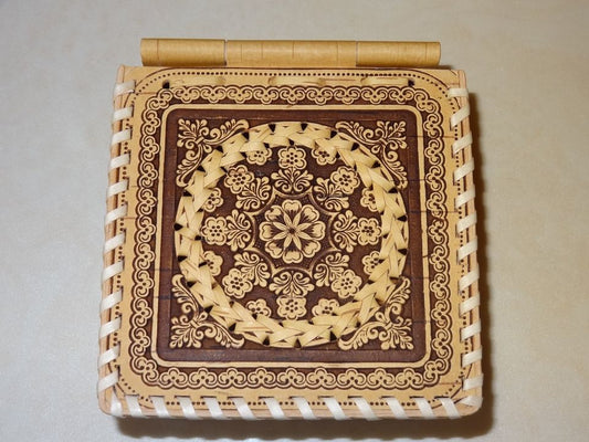 Birch bark box "Openwork"