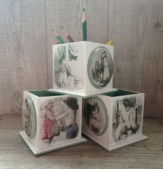 Organizer, pencil box with your photos. Decoupage.