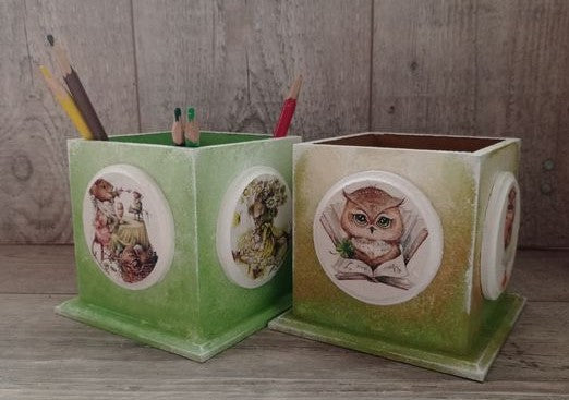 Organizer, pencil box with your photos. Decoupage.